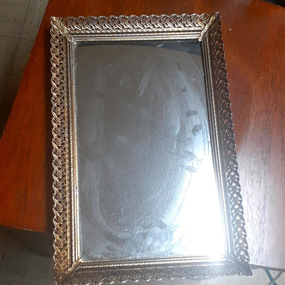 Antique/vintage mirror